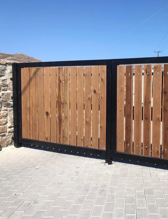 ΓΥΑΛΙΝΕΣ ΚΑΤΑΣΚΕΥΕΣ ΣΤΗΝ ΤΗΝΟ