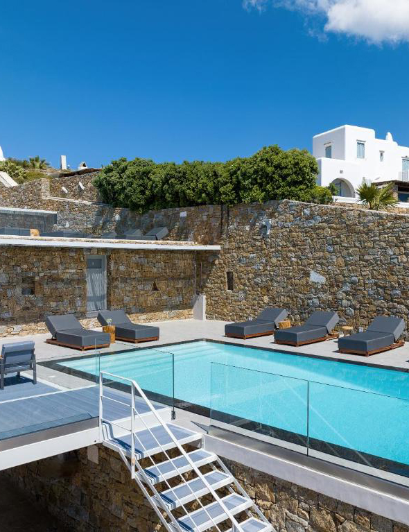 ΣΙΔΗΡΟΚΑΤΑΣΚΕΥΕΣ ΣΤΗΝ ΤΗΝΟ