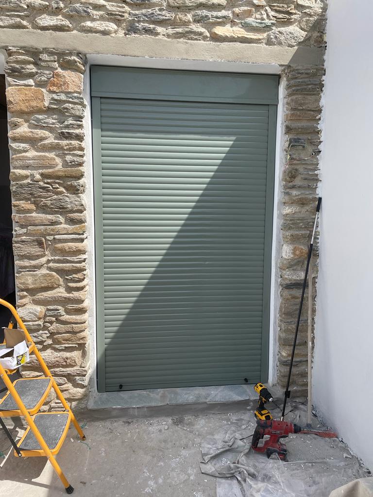 ΚΟΥΦΩΜΑΤΑ ΣΤΗΝ ΤΗΝΟ